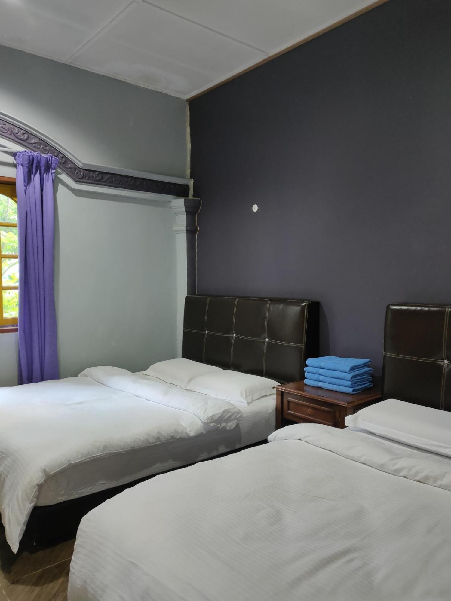 Taman Negara Rainbow Guest House Kuala Tahan Dış mekan fotoğraf