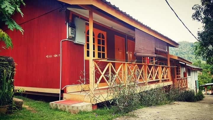 Taman Negara Rainbow Guest House Kuala Tahan Dış mekan fotoğraf