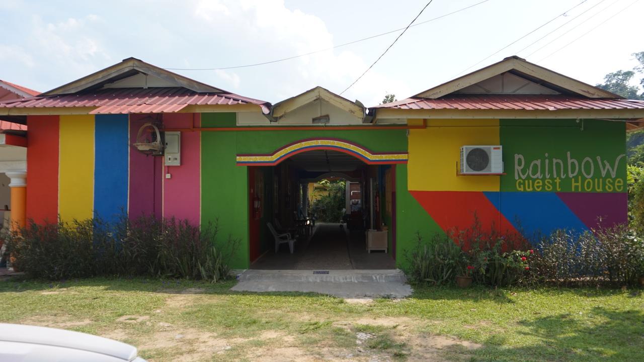 Taman Negara Rainbow Guest House Kuala Tahan Dış mekan fotoğraf