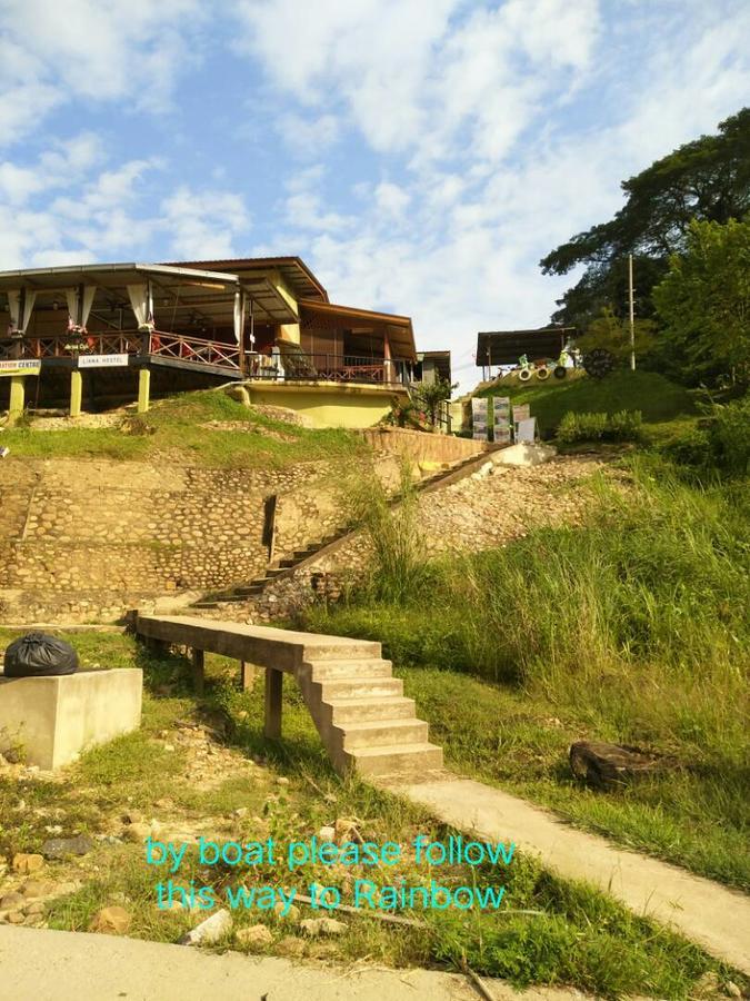 Taman Negara Rainbow Guest House Kuala Tahan Dış mekan fotoğraf